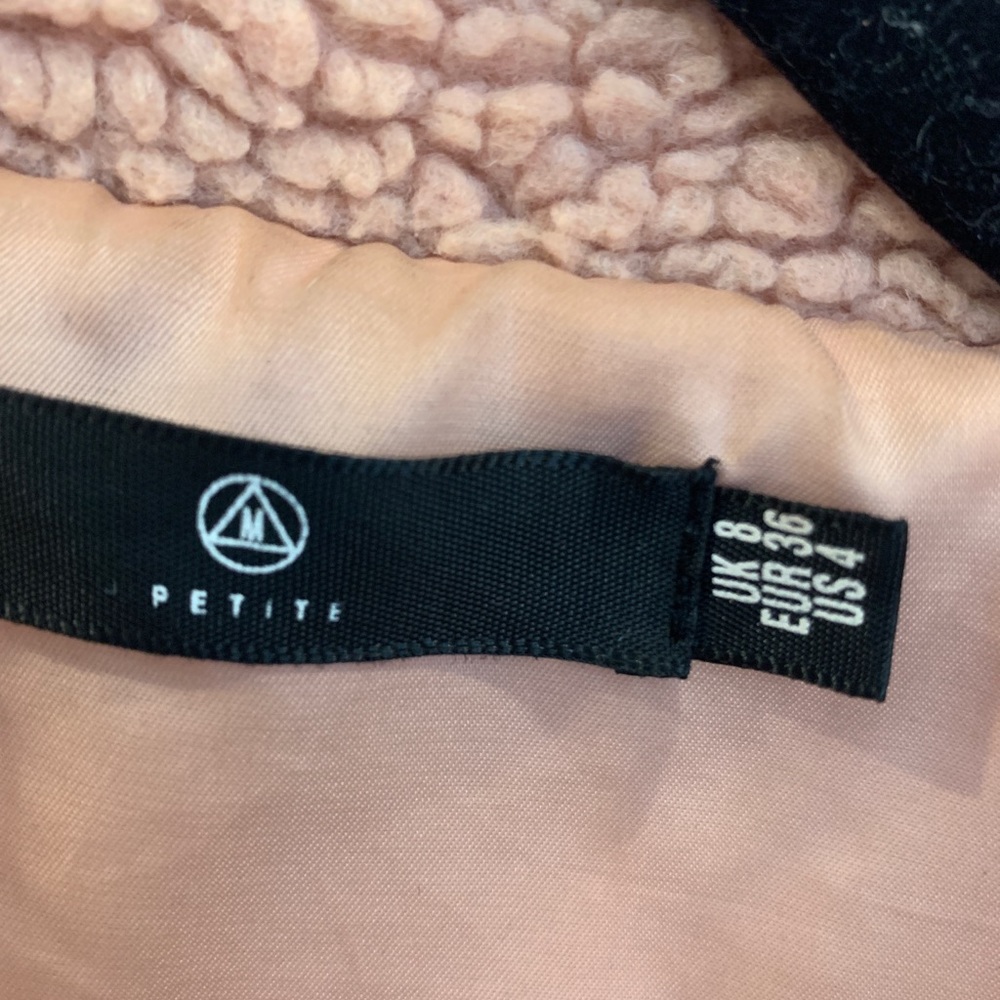 Missguided Fuzzy Jacket - Picture 2 of 2